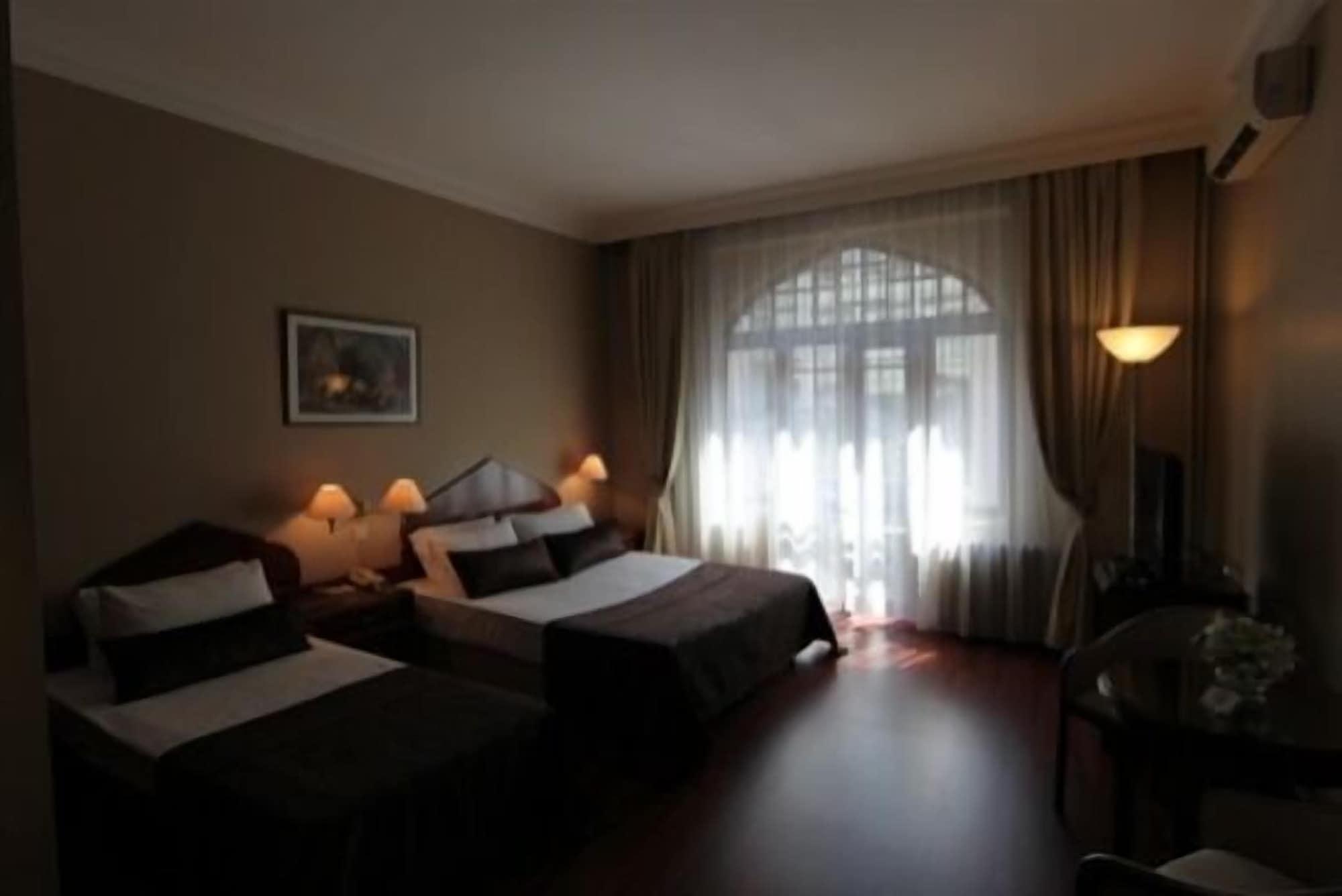 Vardar Palace Hotel - Special Category Istanbul Eksteriør billede
