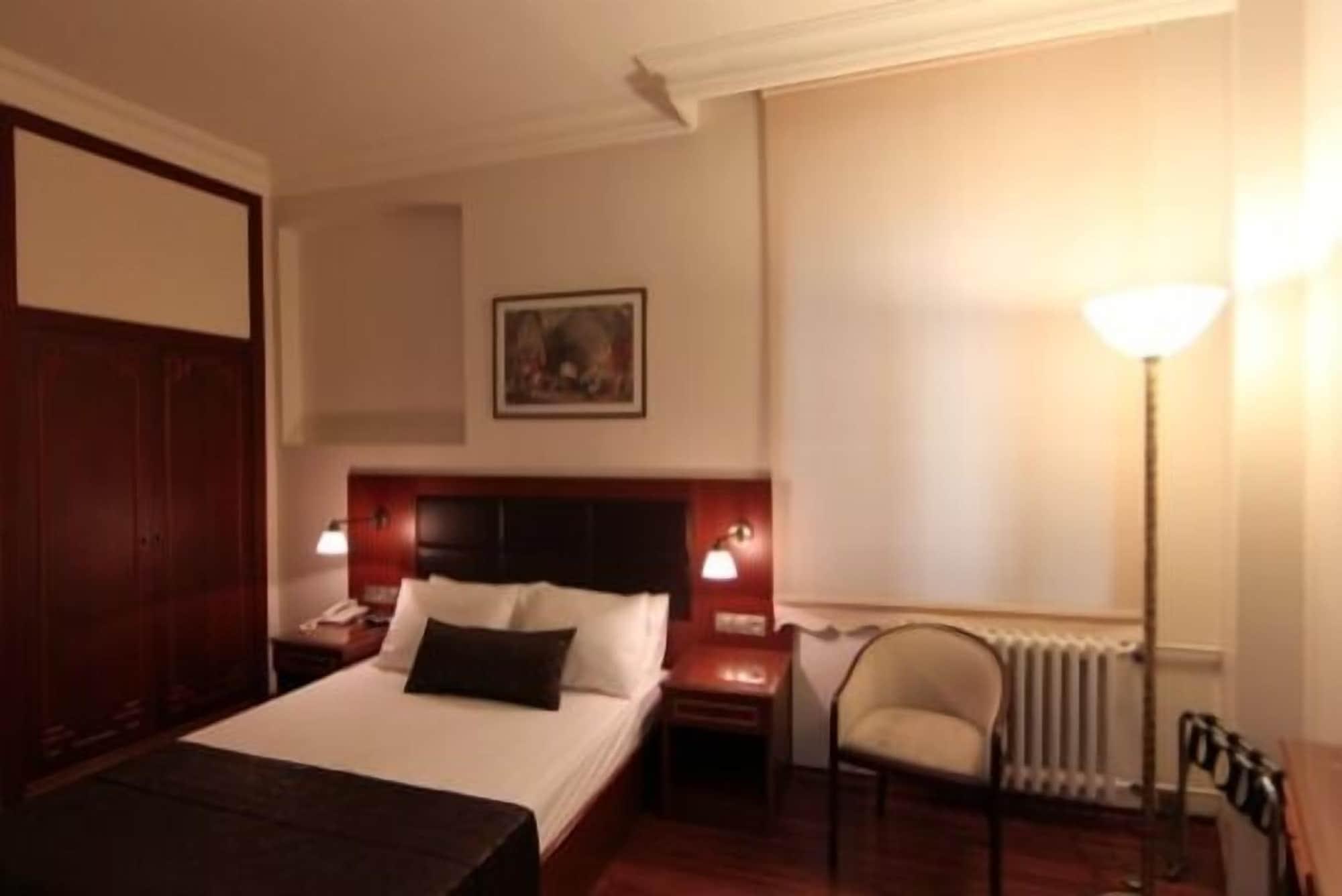 Vardar Palace Hotel - Special Category Istanbul Eksteriør billede