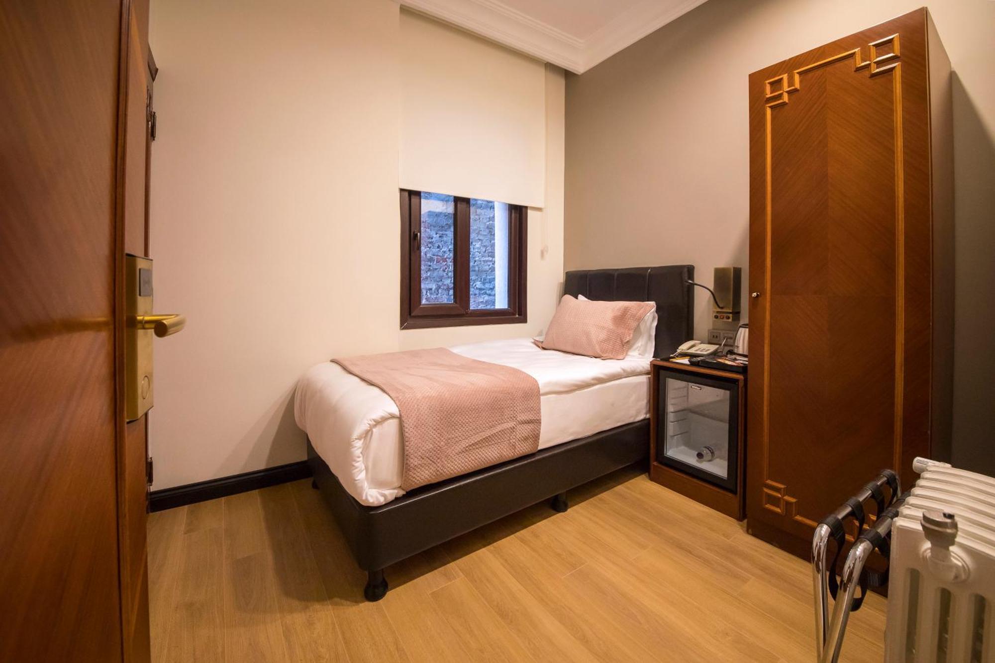 Vardar Palace Hotel - Special Category Istanbul Eksteriør billede